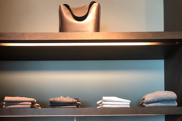 tassen-opbergen-6-tips-om-het-goed-te-doen-header